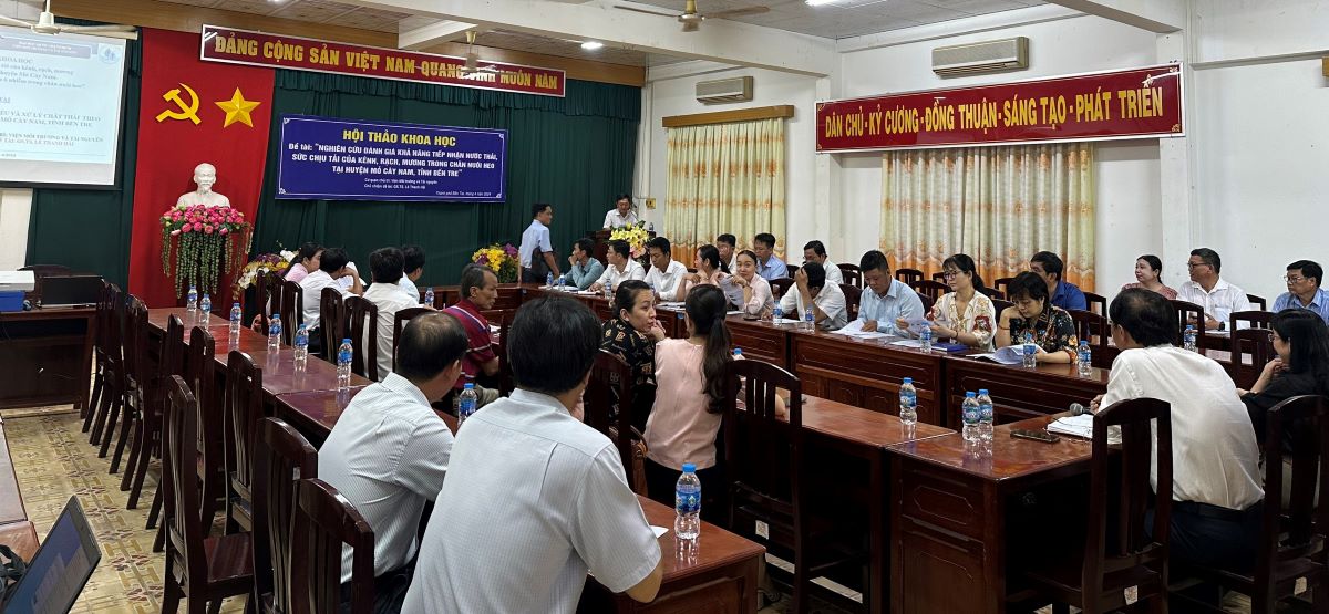 Hội thảo khoa học về Các mô hình ngăn ngừa và giảm thiểu ô nhiễm trong chăn nuôi heo tại tỉnh Bến Tre